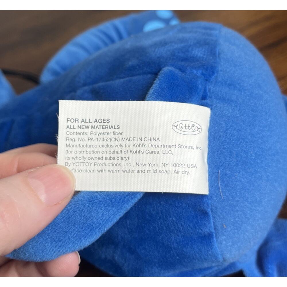 Kohl’s Cares Blue Pete the Cat 15" Plush Stuffed Animal Toy, Young Lit Readers - Picture 5 of 7